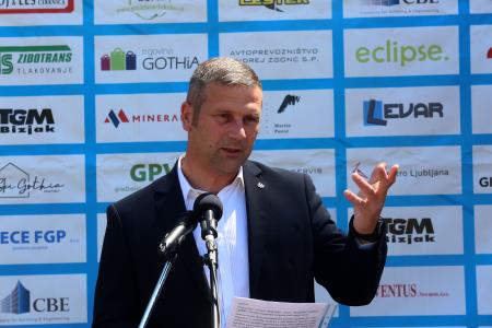 OTVORITEV DOVOZNE CESTE DO BIATLONSKEGA CENTRA 21 FOTO LJUBO VUKELIČ